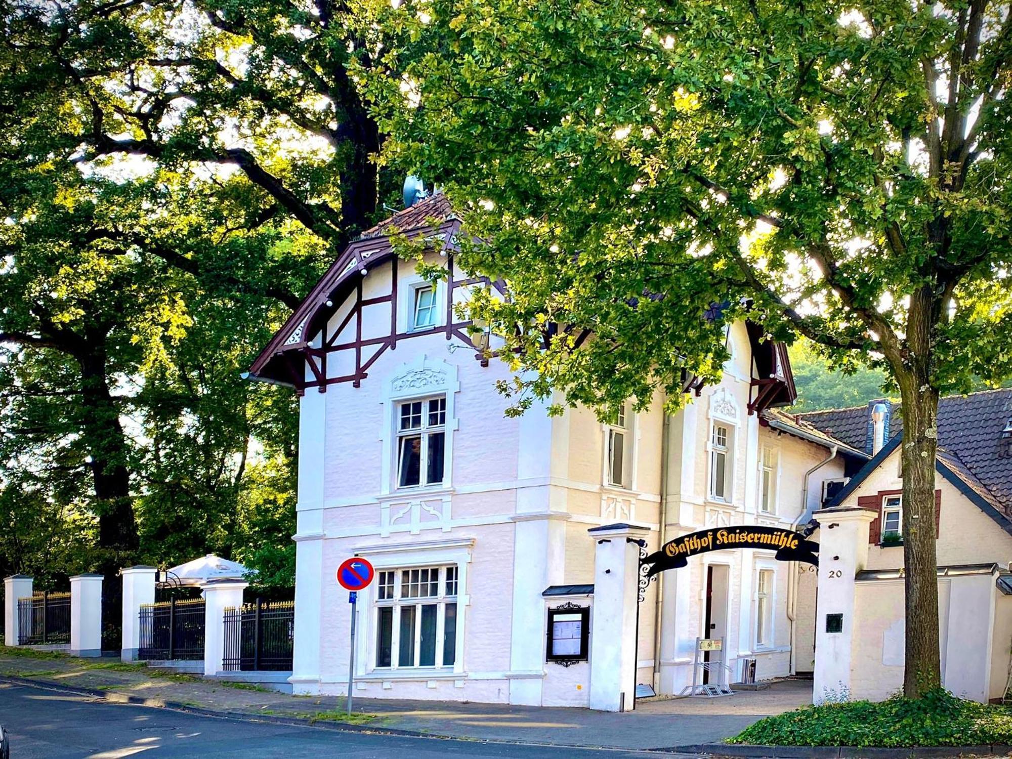 Historischer Gasthof Kaisermuehle - Hotel & Restaurant Viersen Zentrum Exterior photo
